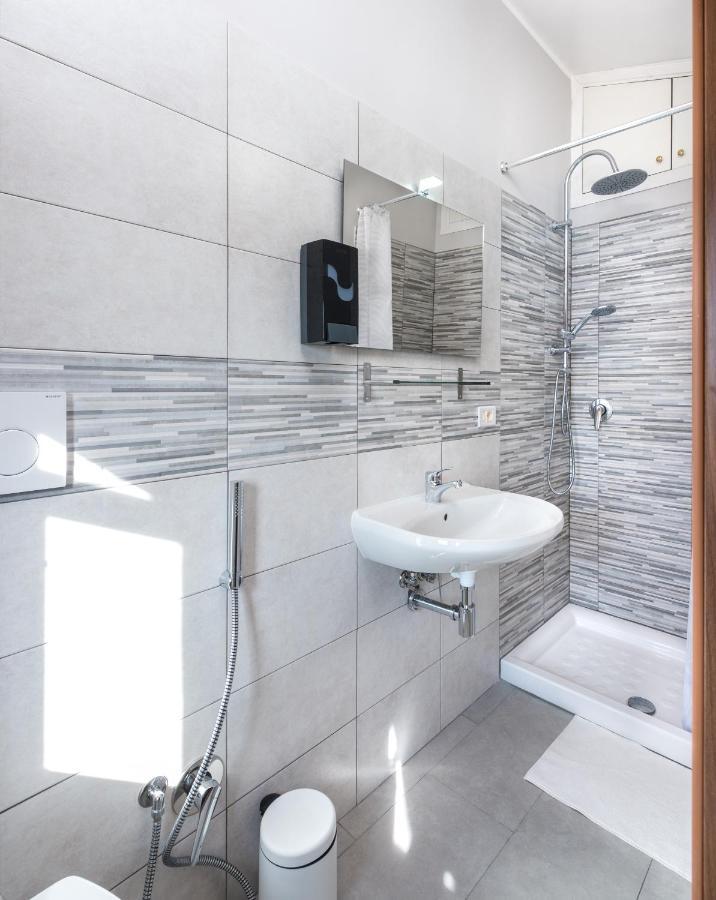 Travelershome Ciampino&Morena Guesthouse Roma Ngoại thất bức ảnh