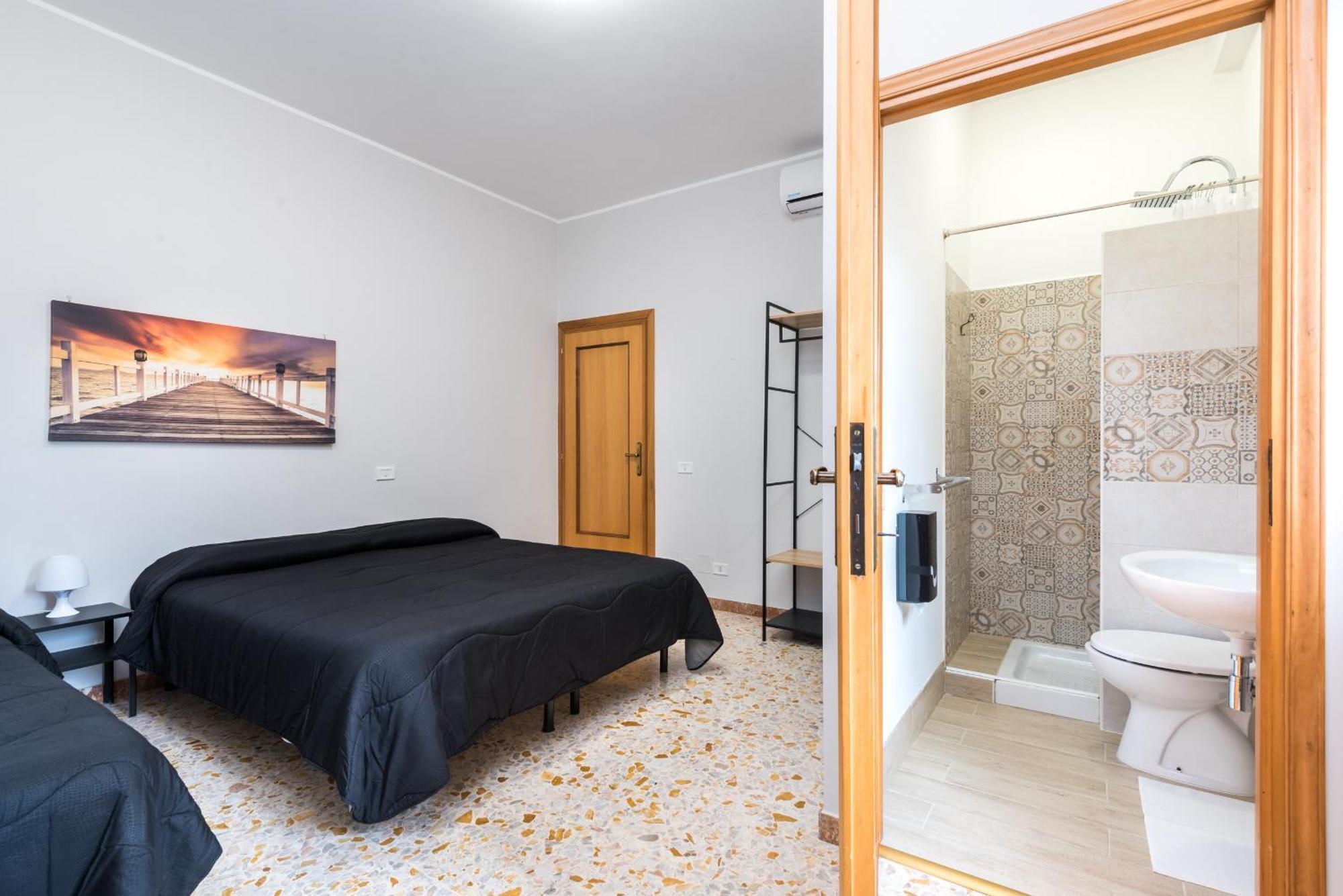Travelershome Ciampino&Morena Guesthouse Roma Ngoại thất bức ảnh