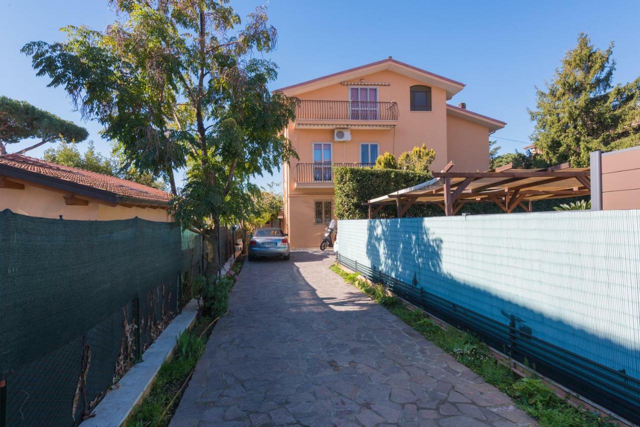 Travelershome Ciampino&Morena Guesthouse Roma Ngoại thất bức ảnh